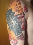 inferno-tattoo-barcelona-christian-kurt-guitarra-electrica-marshall-grande-color-hombro-brazo