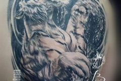 inferno-tattoo-barcelona-tigre-negro-gris-espalda-joel-federico