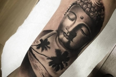 hector-mateos-inferno-tattoo-barcelona-realismo-negro-gris-indu