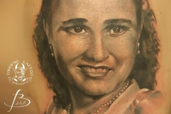 inferno-tattoo-barcelona-christian-kurt-retrato-grises-2017