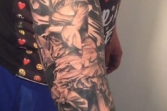 inferno-tattoo-barcelona-joel-federico-flamenca-negro-gris-grande-brazo