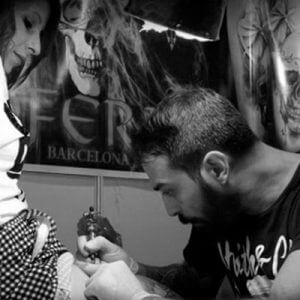 Joel Federico Bieber tatuador residente.