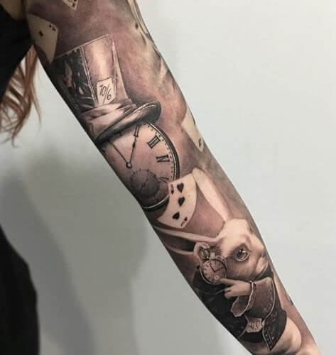tatuaje-de-reloj-bolsillo-conejo-alicia-maravillas-realismo-negro-gris2.jpg