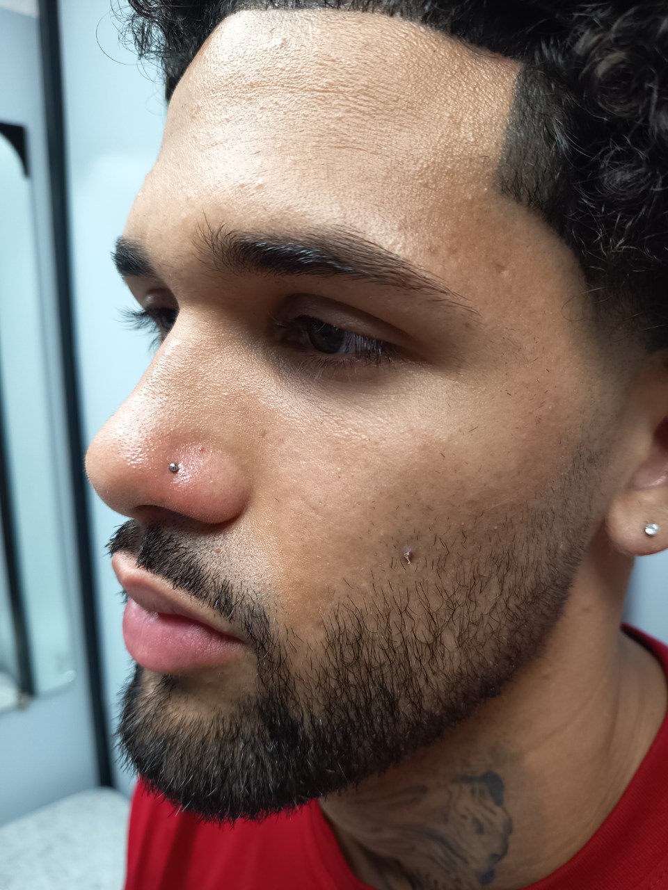 photo_6050822301554952040_y